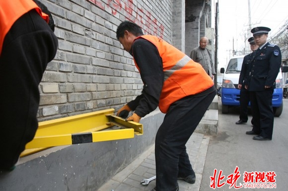 北京人大代表热议:建议城管过渡为城管警察 