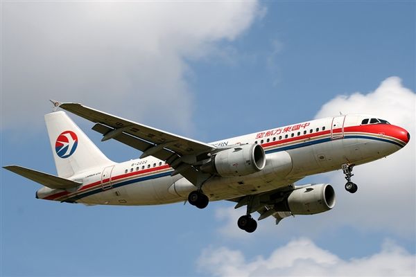  辞职被索499万元 飞行员说不 法院驳回航空公司