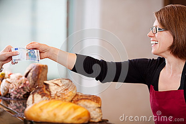  1欧元卖面包店  乞丐救下店主获报恩屌丝逆袭高