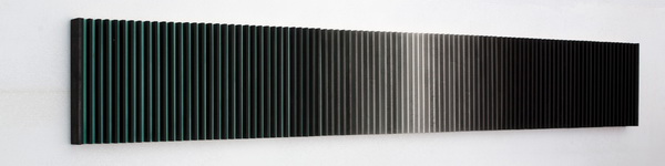 于洋 水墨物体No.11(侧面) 40×310cm 纸本水墨、木 2015_调整大小