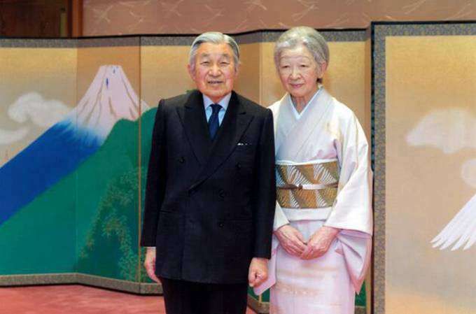 日本天皇迎来83岁生日 感谢国民思考自己退位问题社会
