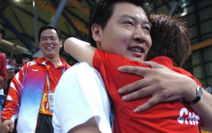 今天早上,中国乒协在官方网站上宣布对国乒女队主教练孔令辉托挛