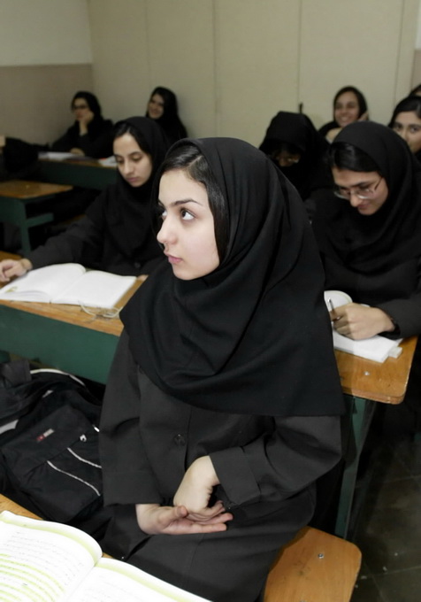 伊朗德黑兰女性着装不当警察不再拘押 改为接受教育