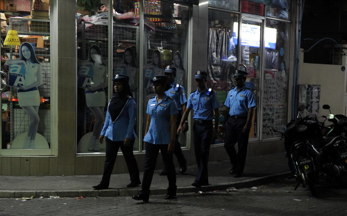 马尔代夫发布宵禁令 每晚10点半之后禁止政治