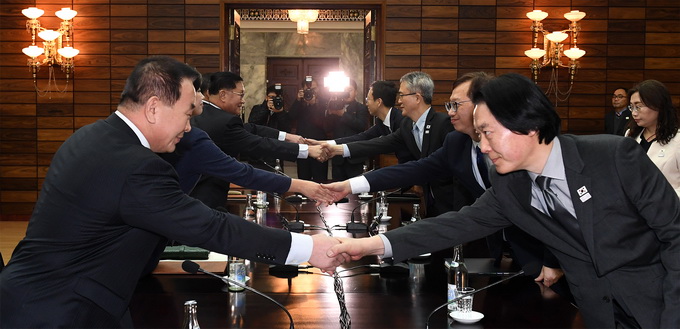 美韩联合军演降调 韩朝首脑会谈开始预热