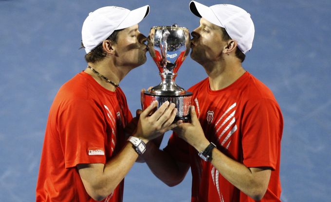 迈阿密网球大师赛布莱恩兄弟夺冠 已斩获115个