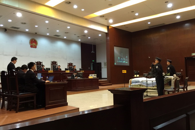 杭州保姆纵火案9家单位被索赔1.3亿 原告律师