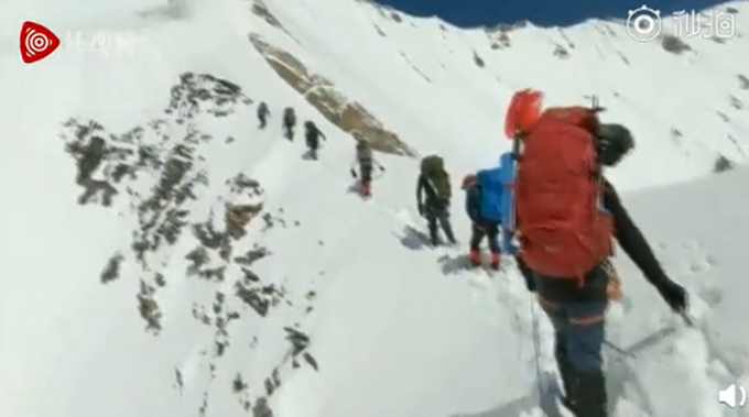 7人死亡1人失踪 喜马拉雅登山者遇雪崩视频曝光 失踪人员生还希望渺茫
