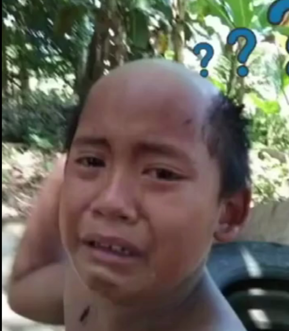 『搞笑』泰国父亲为儿子剪防疫发型，网友：小小年纪就有了成熟的发型