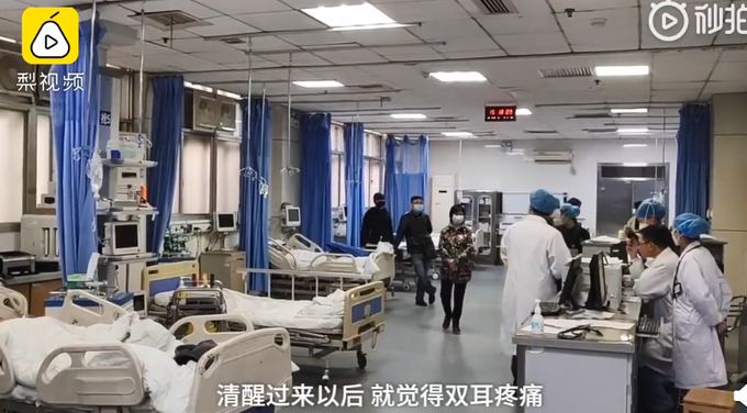 推荐■长沙16岁少年在家玩手机被雷击中，当场晕厥，网友感到难以置信