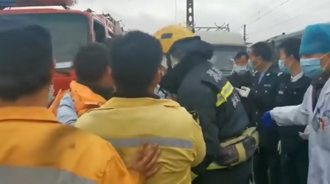 「侧翻」一列客运火车在湖南境内侧翻！最新情况一览：两轮搜救现场如何？