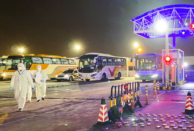 【投案自首】网上逃犯请求回国投案：国外现在太乱了，我要回国保命