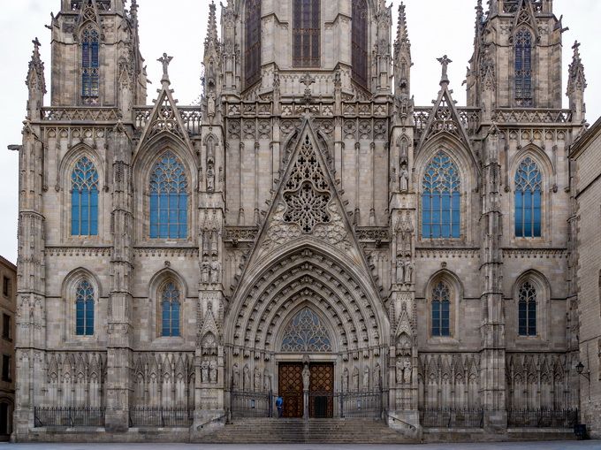 「推荐」西班牙新增新冠肺炎确诊病例9222例，累计确诊94417例