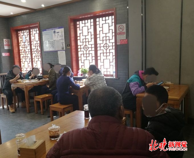 新冠肺炎@北京朝阳区被列为高风险地区，再次敲响“别聚集”警钟