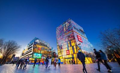 『』硬核防疫，有序复工！看朝阳区按下经济发展快进键，“云上”活跃消费市场