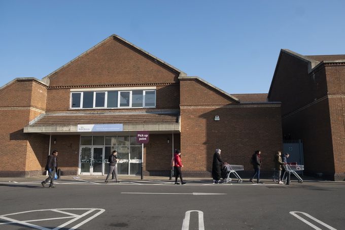 『推荐』英国医生收到指南：可摘下老年患者呼吸机，给生存希望更大的患者用