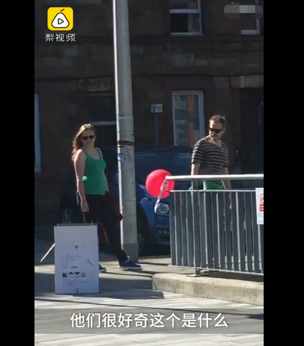 健康包@留学生发健康包引外国人围观：身为华夏人，内心无比自豪！