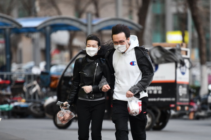 「」北京最新天气预报：今晚全市小到中雨，雨后阵风七八级，最高温将降4℃