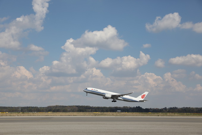 『推荐』21例境外输入均乘同一航班，哈尔滨1传60！这场仗进入关键期