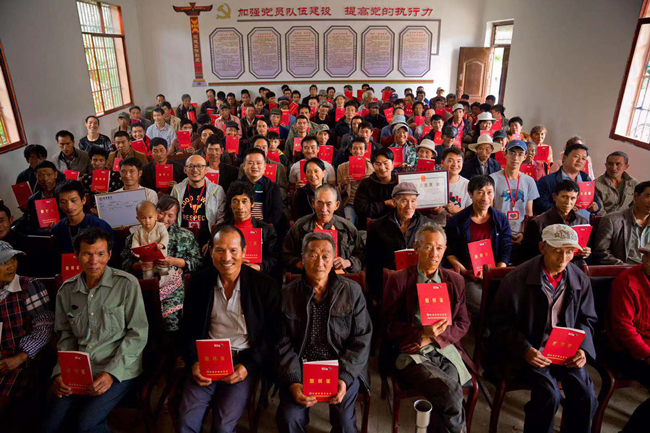 「」拼多多发布农产品上行发展报告，“三区三州”销售额增长413%