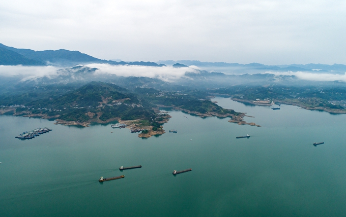 『长江』长江流域抗生素污染调查：长三角儿童孕妇尿液中检出多种抗生素