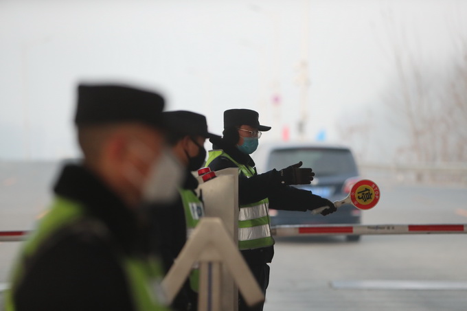 北京警方：将坚持逢车必查、逢人必核