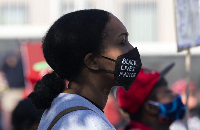 弗洛伊德弗洛伊德家人请求联合国介入调查：美国一直在“剥夺黑人基本生存权”