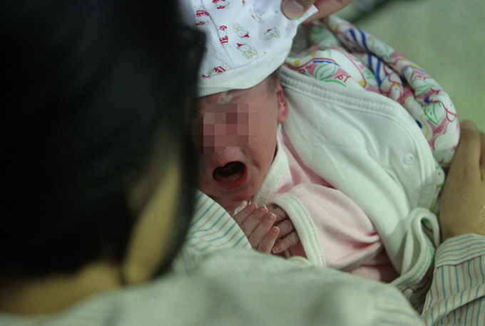 推荐病历显示是男婴抱回变女娃？北京一医院笔误吓坏家长