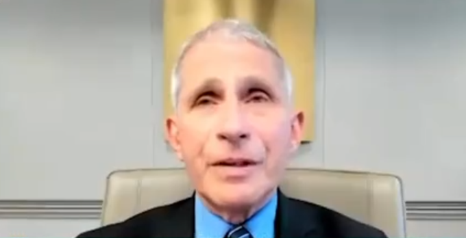 福奇福奇支持世卫组织：世界需要这样的机构，我和总干事关系很好