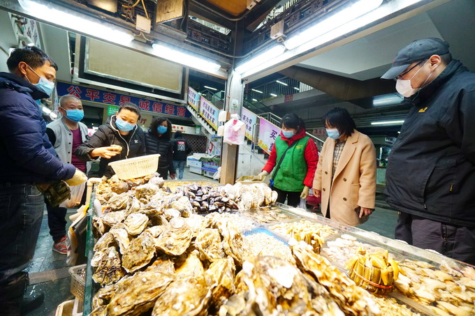 关注北京岳各庄批发市场延长经营时间，猪肉供应量翻倍