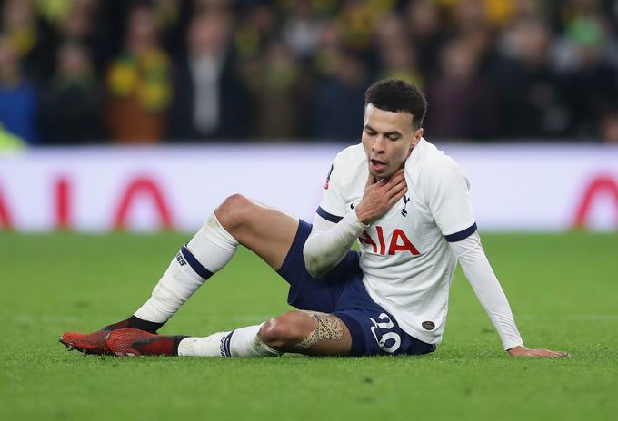 热刺热刺球星阿里因发表不当言论被禁赛一场，无缘英超重启首战红魔