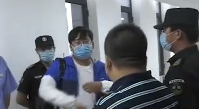 内蒙古电力内蒙古电力扣留记者要采访素材：不能暴露，不能带走