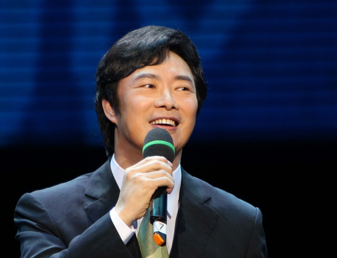 费玉清《一剪梅》突然欧美爆红，因为这句话唱的太好了