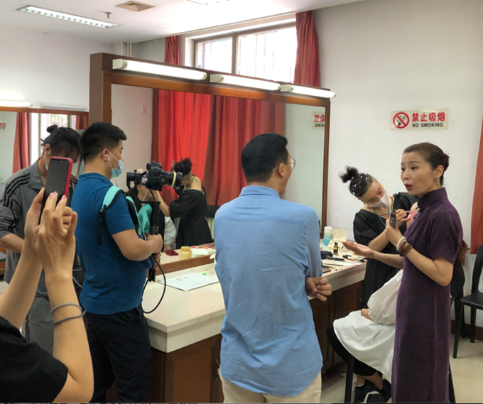 直播戏曲院团院长化身“主播”陌陌直播间上演“非遗有戏”