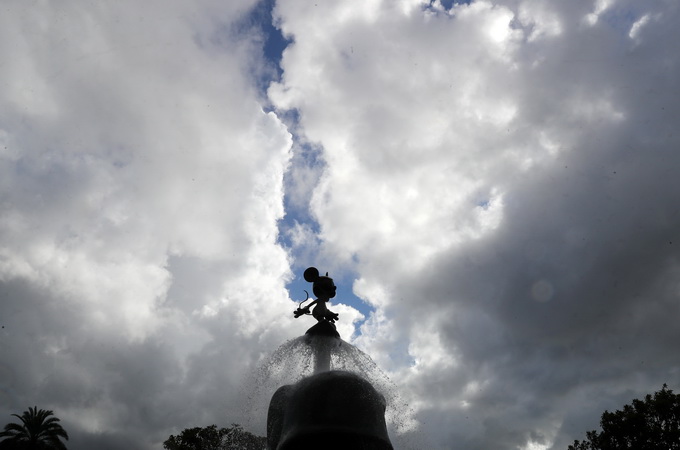 推荐港警孩子遭同学欺凌，差点从窗口跳下！香港警队这支低调力量出手了