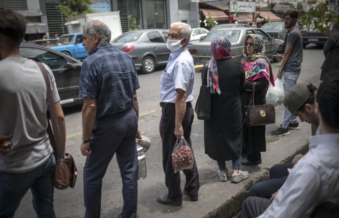 伊朗伊朗新增新冠确诊病例2595例，累计超21万，死亡10130例