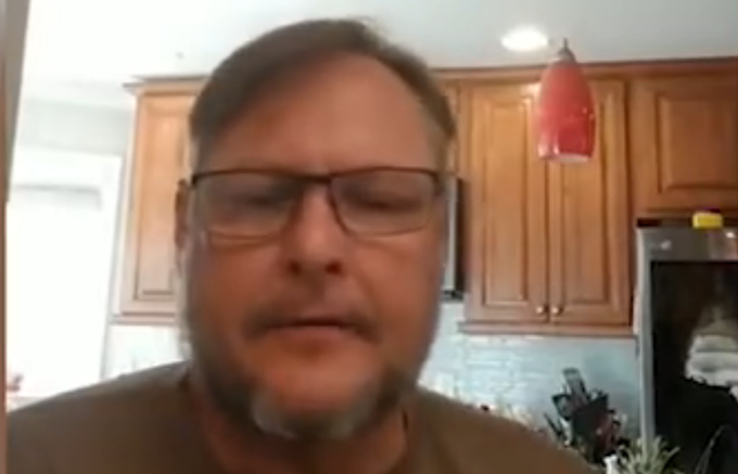 美国咋想的？美国一居家令抗议者感染新冠，拒绝提供密接者名单