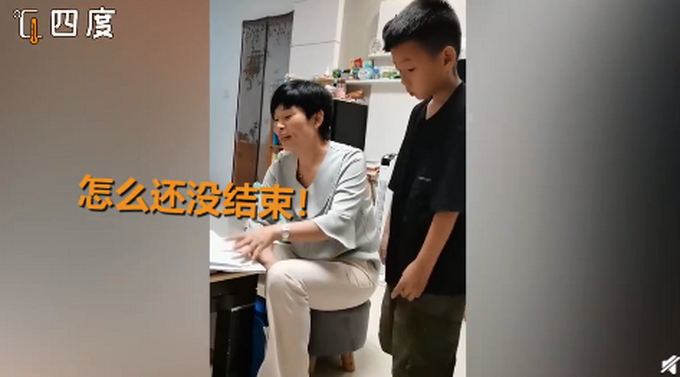 推荐小朋友去班主任家走亲戚站立难安，网友：走亲就像去办公室，害怕