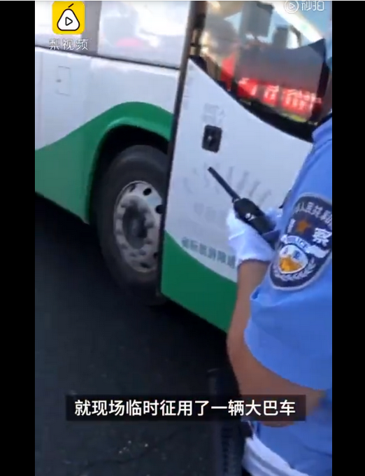 推荐内蒙古23名考生集体走错考场，交警紧急征用大巴车转送！网友：差点团灭