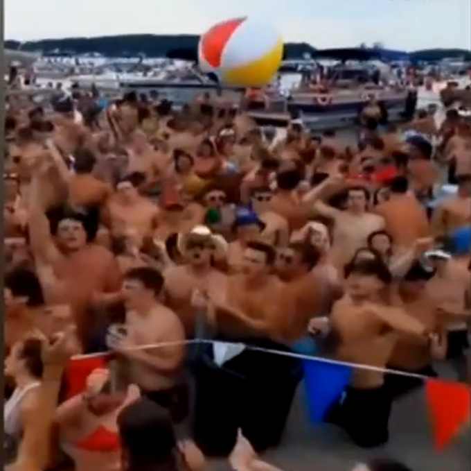 新冠肺炎|美国年轻人人挤人开派对，已有数十人确诊，未来可能更多