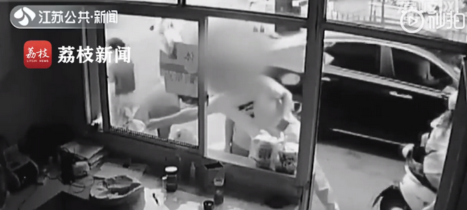 |靠理性减少舆论反转闹剧