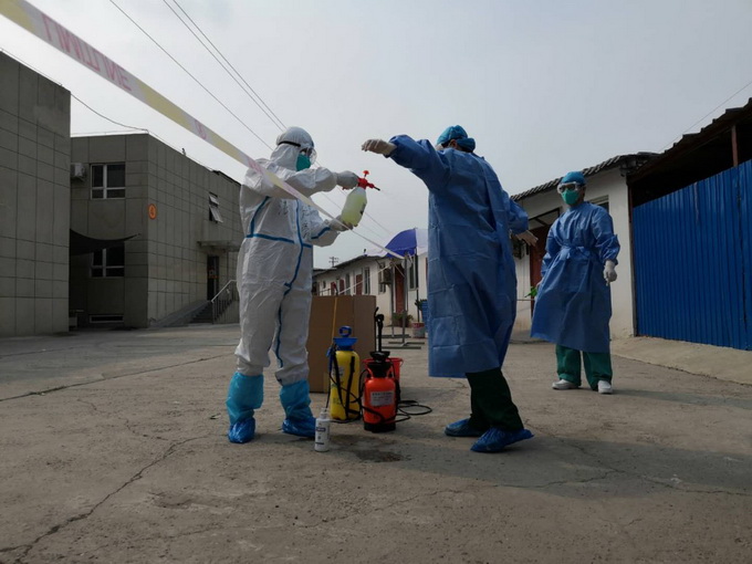 |下沉社区抗疫， “困”在家中断案，抗疫40天北京法官交卷