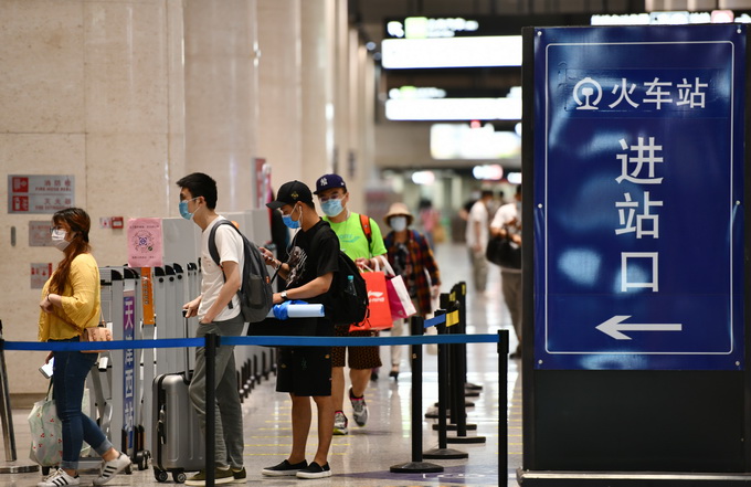 客运量|全国城市内营业性客运量恢复至去年同期近七成