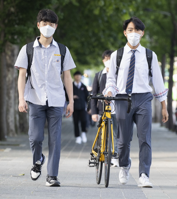 |巴西创下最大单日增幅，日本日增病例数破纪录