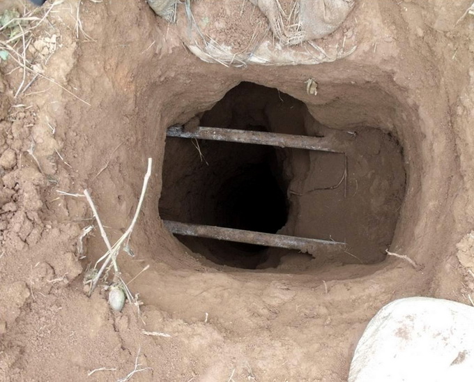 |犯罪团伙白天开饭店晚上挖洞盗文物，盗窃三座古塔地宫获数十件珍贵文物