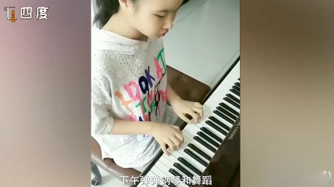 |13岁盲童天籁之音曾获国际大奖，网友：上帝关扇门，她自己凿出好多窗