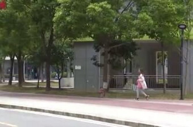 持刀伤人|“南京版江歌案”细节曝光：门禁卡系抢来，不忍伤害暗恋对象捅伤其室友