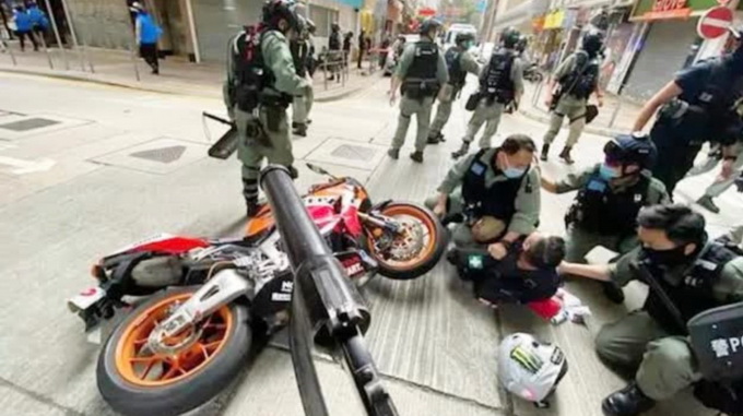 |首例涉香港国安法案今日再讯，辩方狡辩被驳回