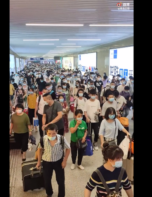 推荐|久等了！武汉百万大学生开始返校，地铁迎来返校高峰