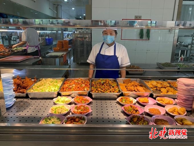 餐饮节约|教育部鼓励学校大小份半份拼菜供餐，食堂推行一料多菜一菜多味